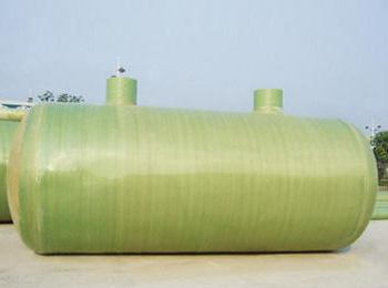 小型玻璃钢化粪池-紧凑结构-适合小范围使用场景